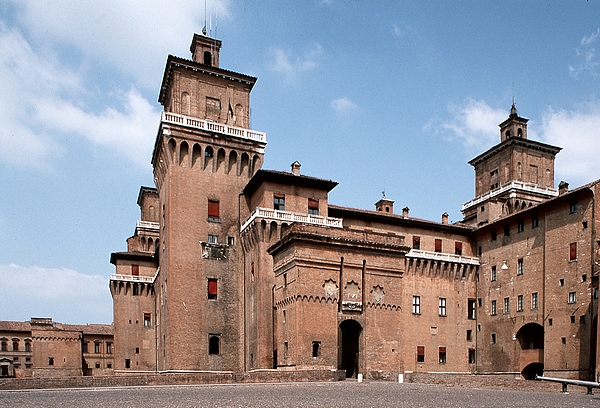 1297761745670_castello